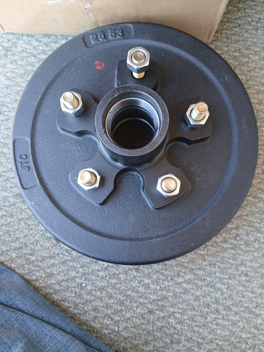 Aeagle AEBRD002-Q2 5-on-5 Trailer Brake Drum Kit Pair for 3,500-lb Axle